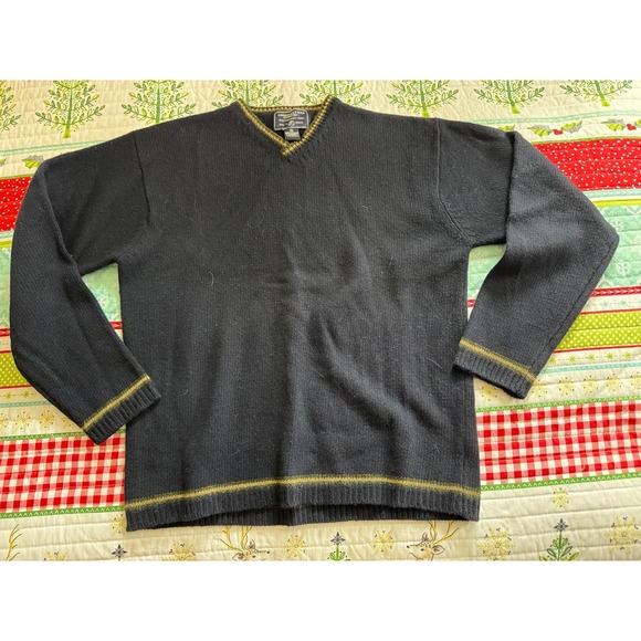 American Eagle By Payless Other - American Eagle 100% Lambswool Navy Blue V-Neck Sweater Size Small